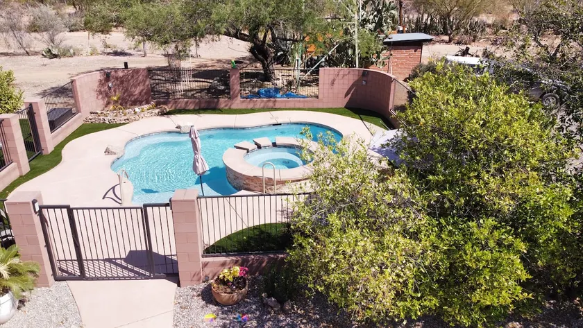 Charming Private Oasis Casita with Pool & Hot Tub - Image 1