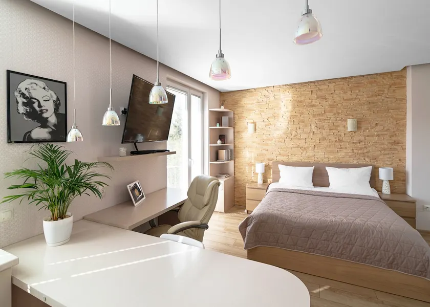 Royal Garden Apartment - Image 1