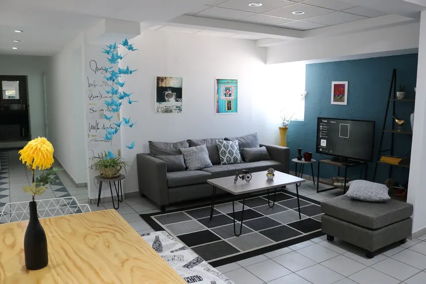 Comfort with Art, your space - We bill - Image 1
