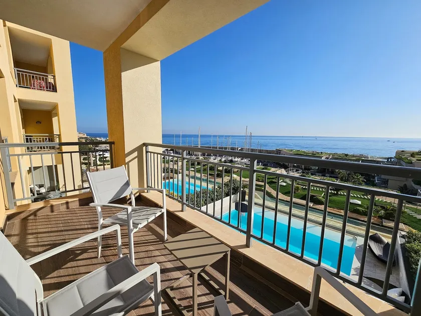 Stunning Seafront Portomaso Apartment - Image 1