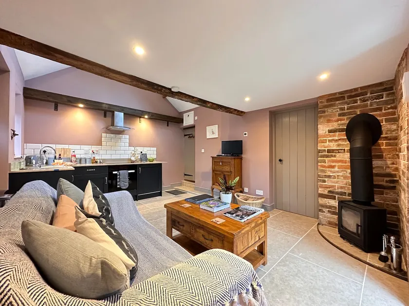 The Den at Foxholes; a unique 1 bed guest-suite. - Image 1