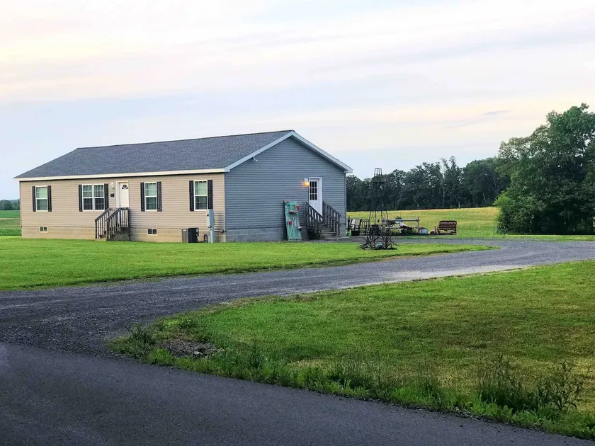 Cozy Private Country Home Near Lakes & Wineries - Image 1