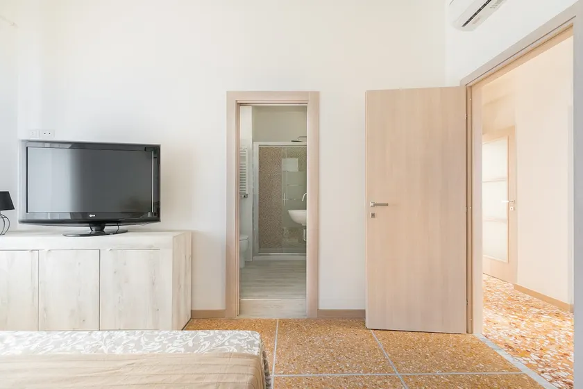 Stars Luxury Apartments 1 - Image 1