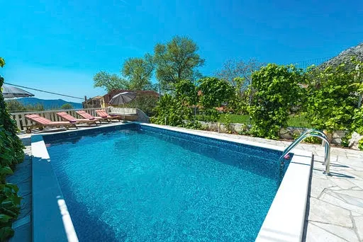 Villa Mia - Image 1
