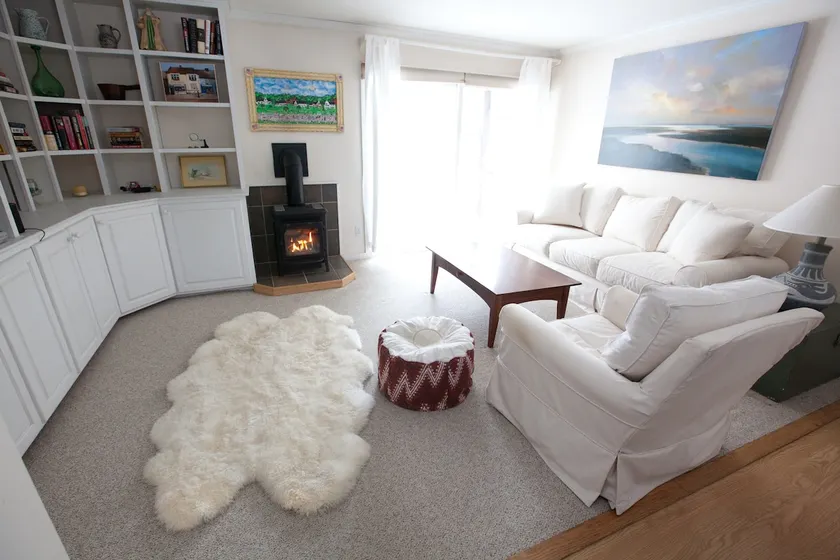 Cozy 2 bed, 2Bath, pool, AC, amazing location! - Image 1