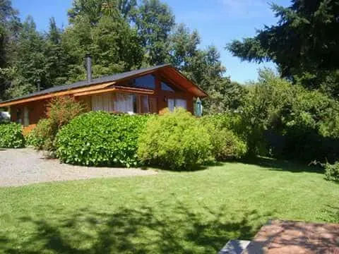 Nice cabin with a view of Lake Pucon-Chile N°1 - Image 1