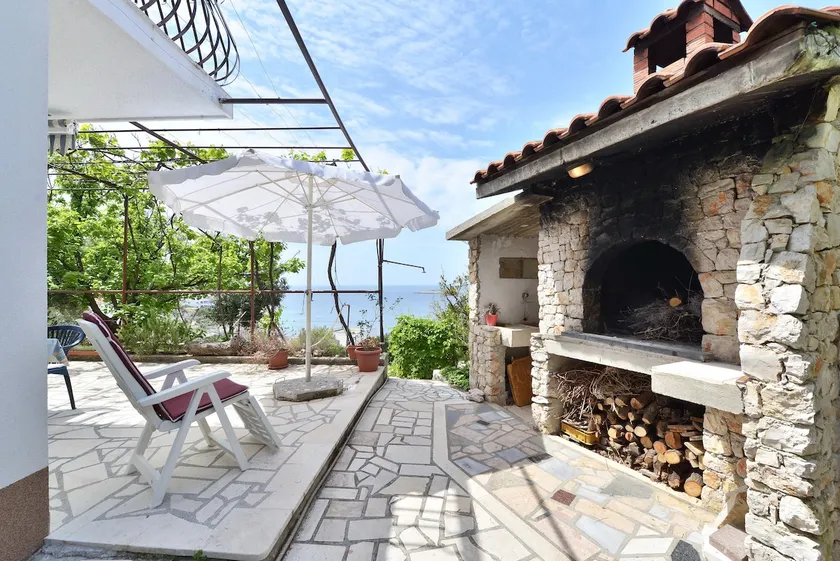Apartment with a beautiful view - Image 1