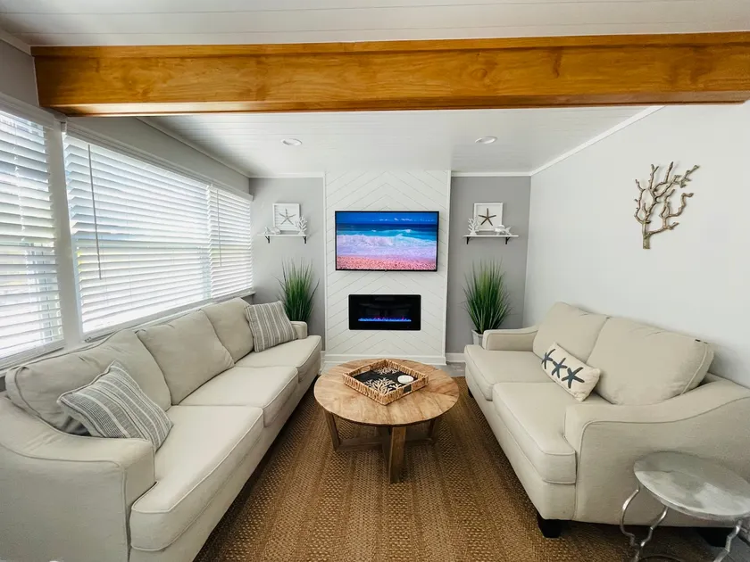 Beach House w/ Private Pool, Steps to the Beach!! - Image 1