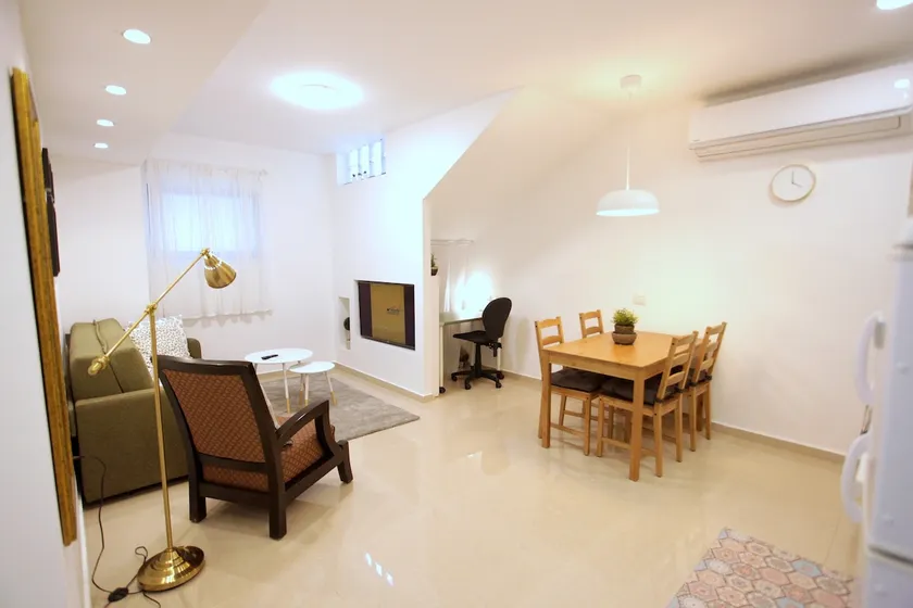 Renovated Modern HOME in Nachlaot ♛GREAT LOCATION - Image 1