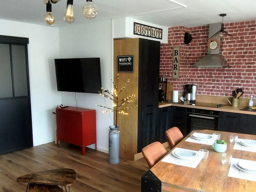 Beautiful apartment in Paimpol harbor. - Image 1