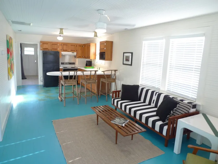 Point Break Historic Beach Cottage - Image 1