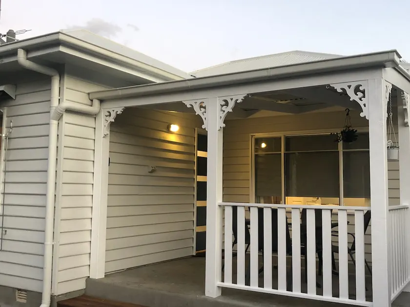 Central Albury Cottage, 5 min walk to main street - Image 1