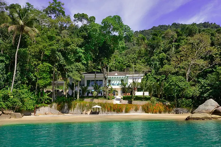 Private Beach in Angra dos Reis - Image 1