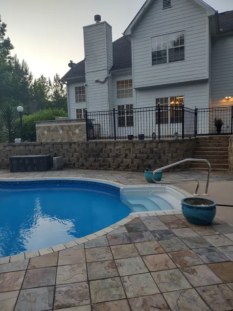 Backyard oasis/Private Pool/12 beds - Image 1