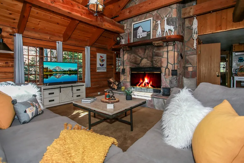 Log Cab-Inn | Authentic w/ Modern Luxuries & Spa! - Image 1