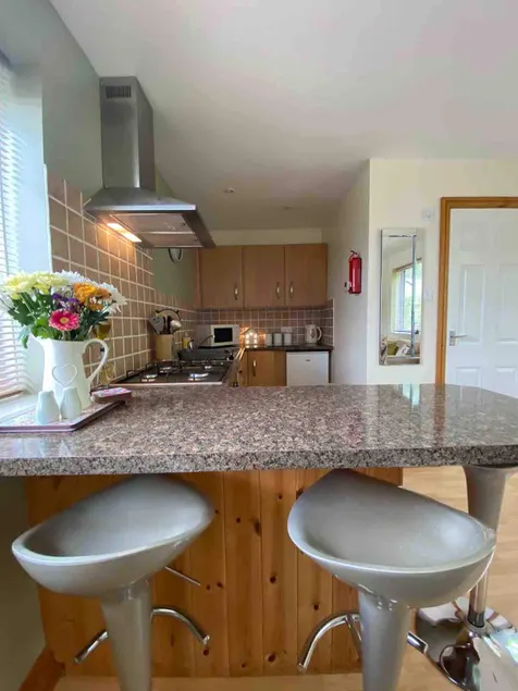 Rosehill annexe - Image 1
