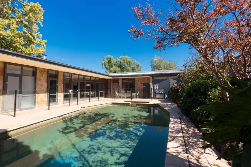 Managers House - Yarra Glen Hotel - Image 1