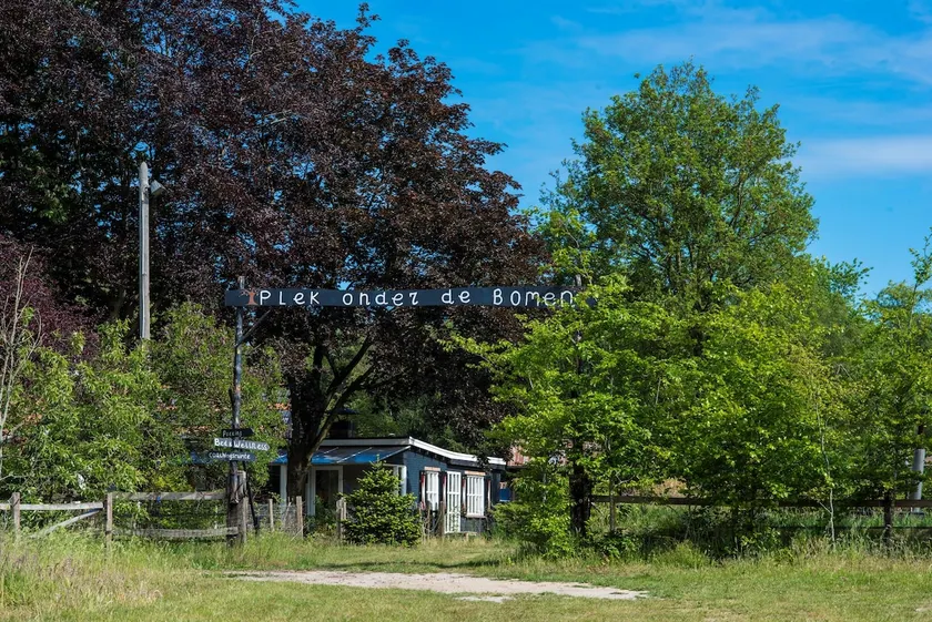Bed & Wellness, Place under the trees - Image 1