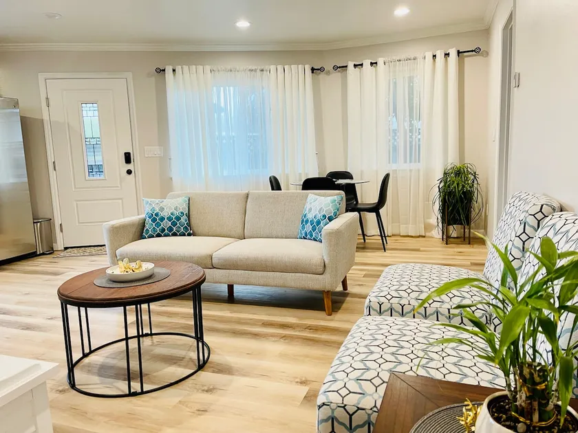 Newly Built | Modern 1BR/1BA Private Cottage - Image 1