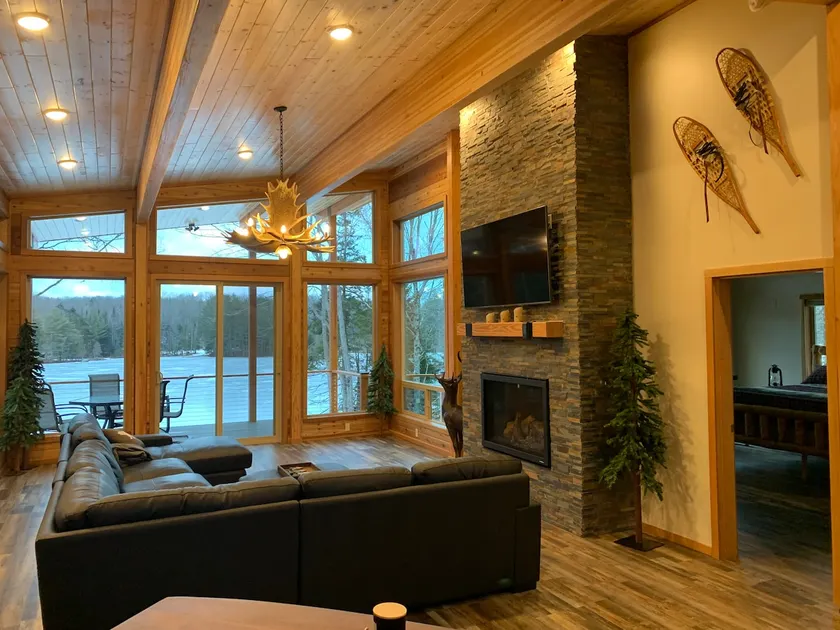 2022 new construction Post & Beam lake house - Image 1