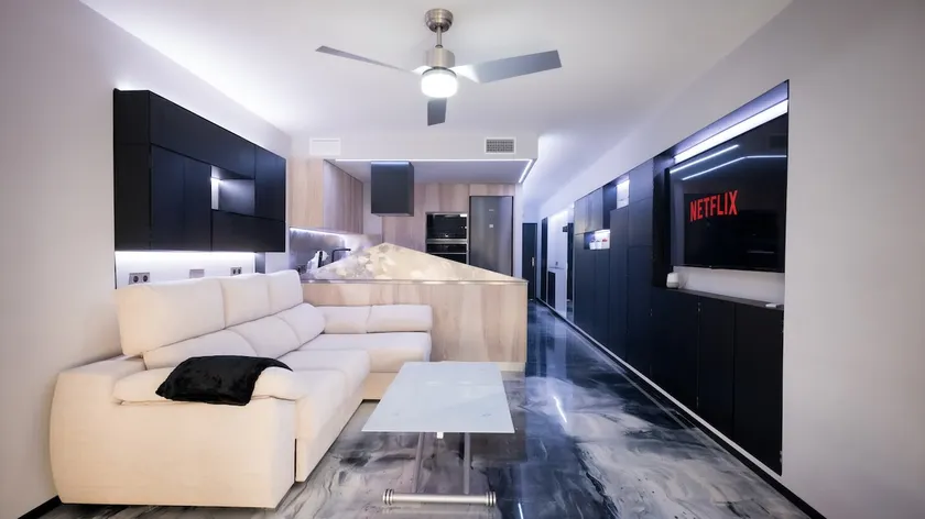 La Farola - Luxury Domotic Flat in Puerto Deportivo - Image 1