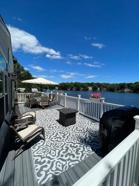 Lakeside Landing - Image 1