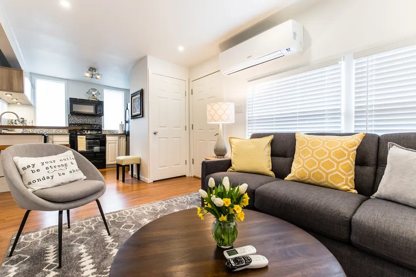 Modern beautiful, cozy studio apartment!!!! - Image 1