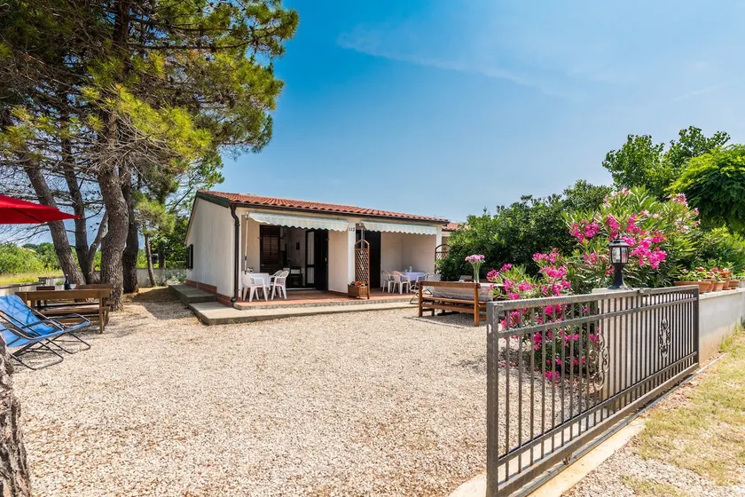 Apartment Pinus, Croatia - Image 1