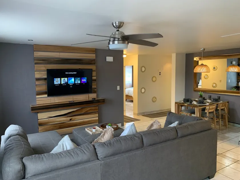 Spacious & Comfortable Stay | Groups & Work - Image 1