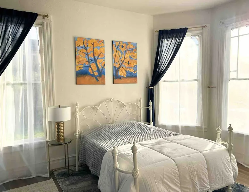 Authentic Victorian Suite/Apt. - Image 1