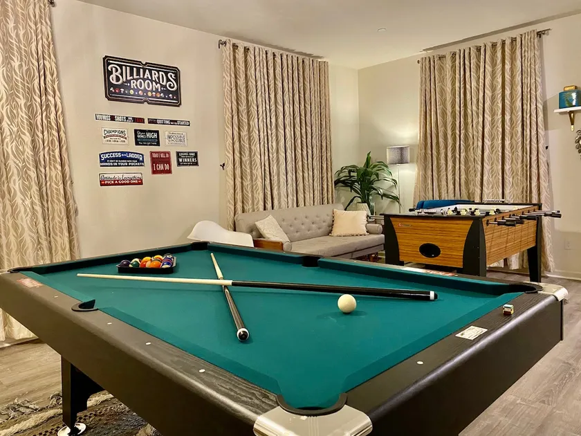 Brand New House, Family Friendly and Big Backyard - Image 1