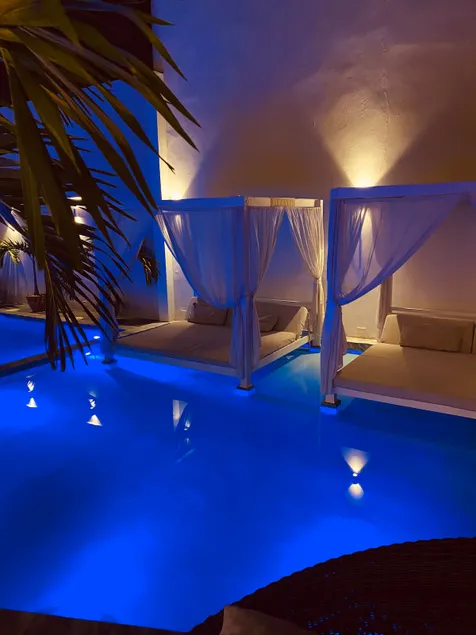 Luxury Villa W Miramar - Image 1