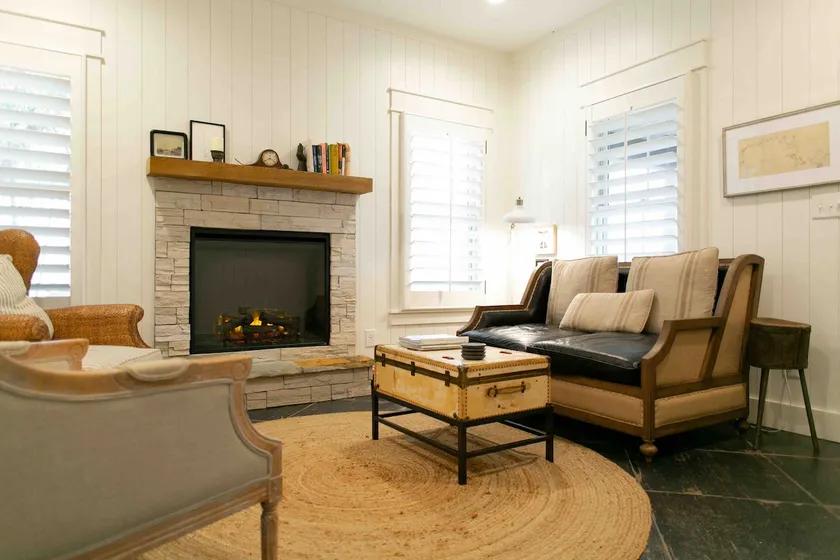 Secluded Cottage Along River with Trails and Views - Image 1