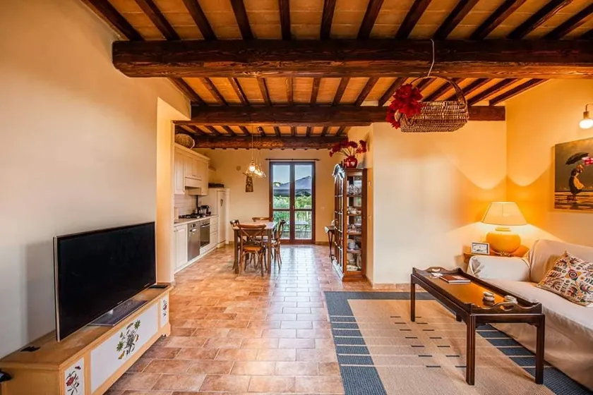 Le Sorelle, Minnie's Cottage - Image 1