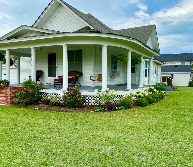 ROSE COTTAGE 🌹🏡 - Image 1