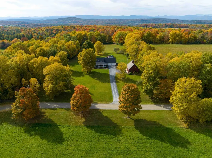 Cape Style Vermont Farm House - Image 1