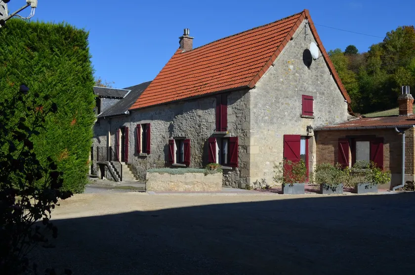 Detached country house - Image 1