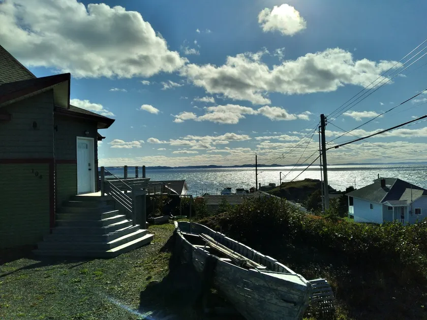 Baba's Art Studio- Cozy House with Stunning Views! - Image 1