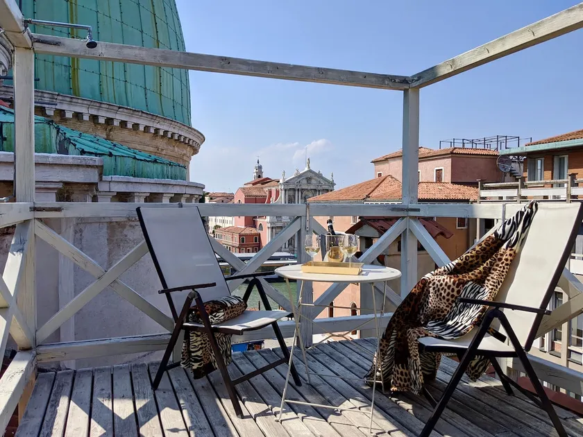 J'Adore - comfy mini-loft with rooftop terrace - Image 1