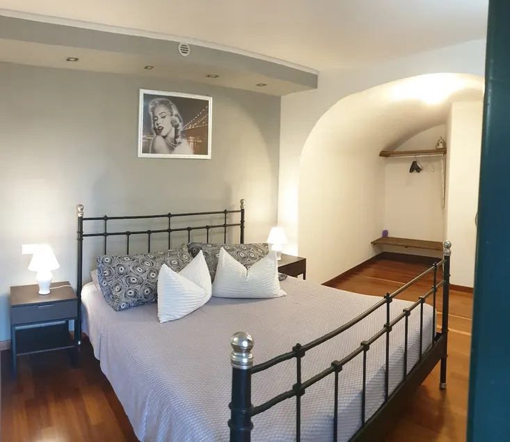 Two-room apartment Masaniello - Image 1
