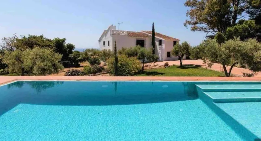 Cortijo Nerja Artist Paradise - Image 1