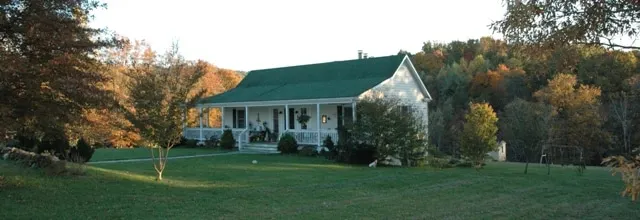 Pounding Creek Cottage - Image 1
