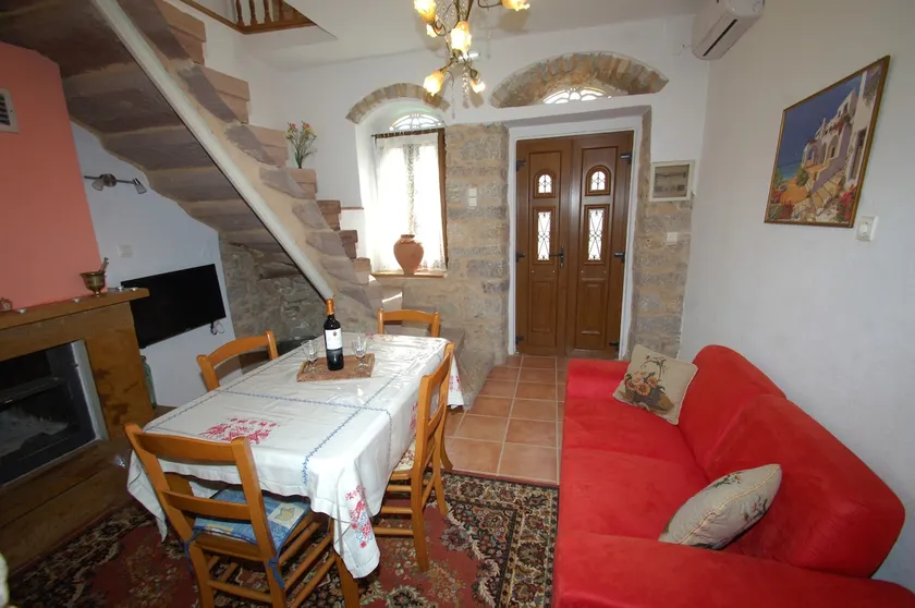 Nefeli House Agios Georgios Sykousis Chios - Image 1