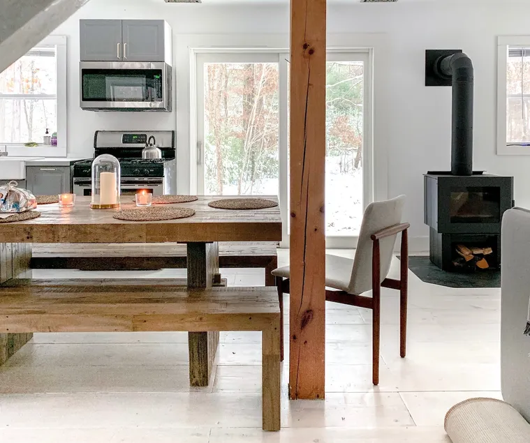 New:Cozy Barn-Style Retreat Minutes From Woodstock - Image 1