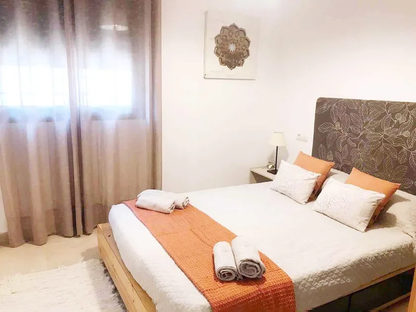 Centrally located and modern apartment near Gibraltar - Image 1