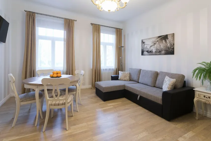 Cozy apartment with 2 bedrooms in city center - Image 1
