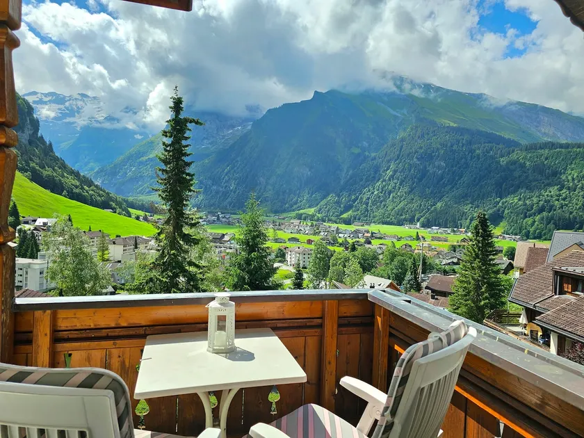 Apartment with Amazing views over Titlis - Image 1