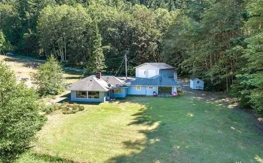 Grandma’s Lake House! By Nat’l Parks! - Image 1