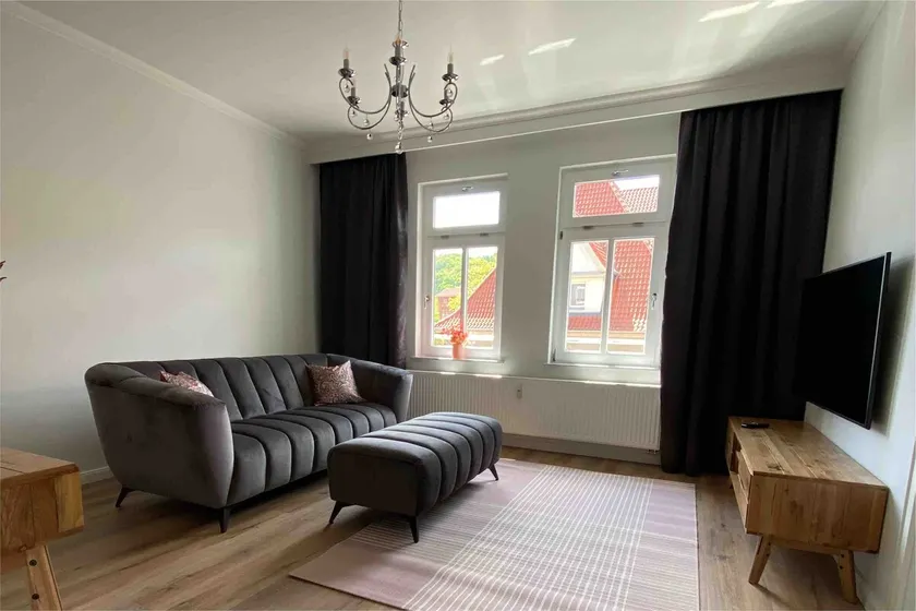 SUITE EISENACH right by the train station - Image 1