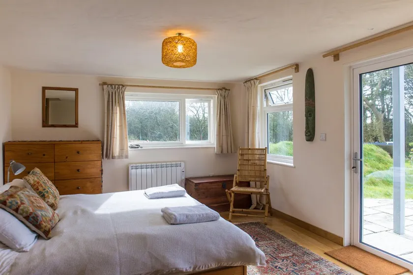 Country views to the sea, log-burning stove… - Image 1